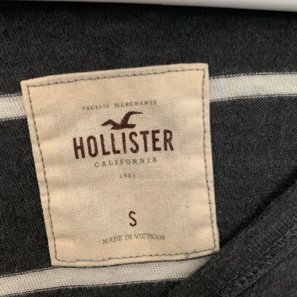 Hollister Striped Sweater - Picture 3 of 3